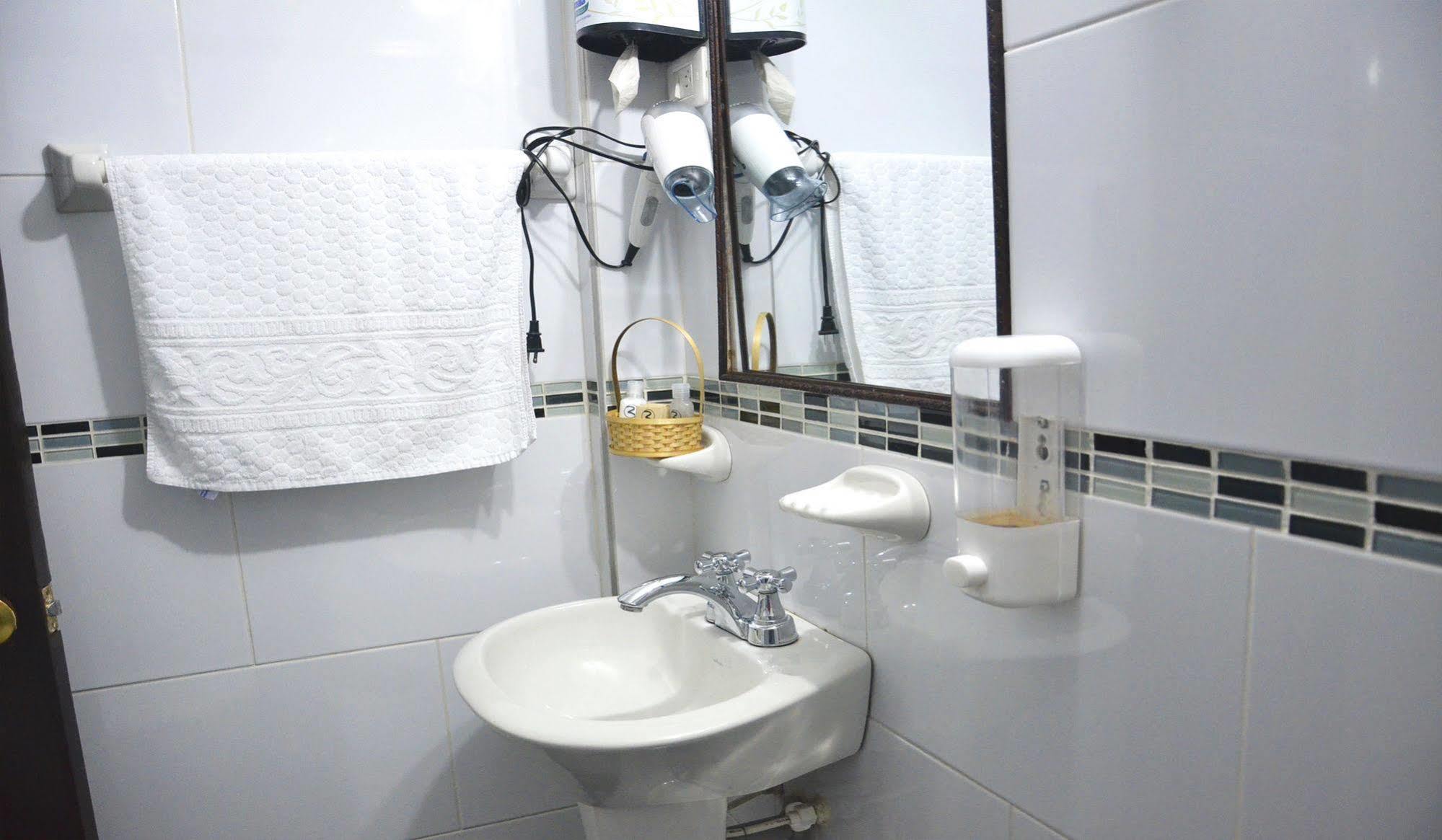 Hotel Rivera Deluxe Богота Екстериор снимка